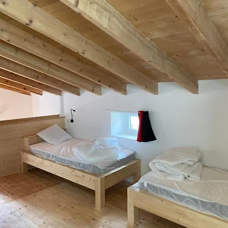 L'escale Hostel